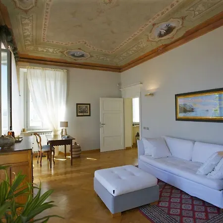 Apartment Palazzo Bedone Meina